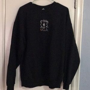 UCLA Crewneck Embroidered Gildan Sweatshirt